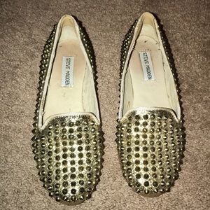 Steve Madden Rockstud Gold Flat